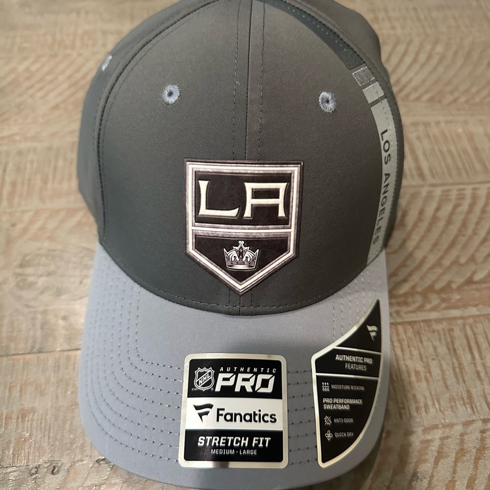 BUNDLE La Kings Hats NWT